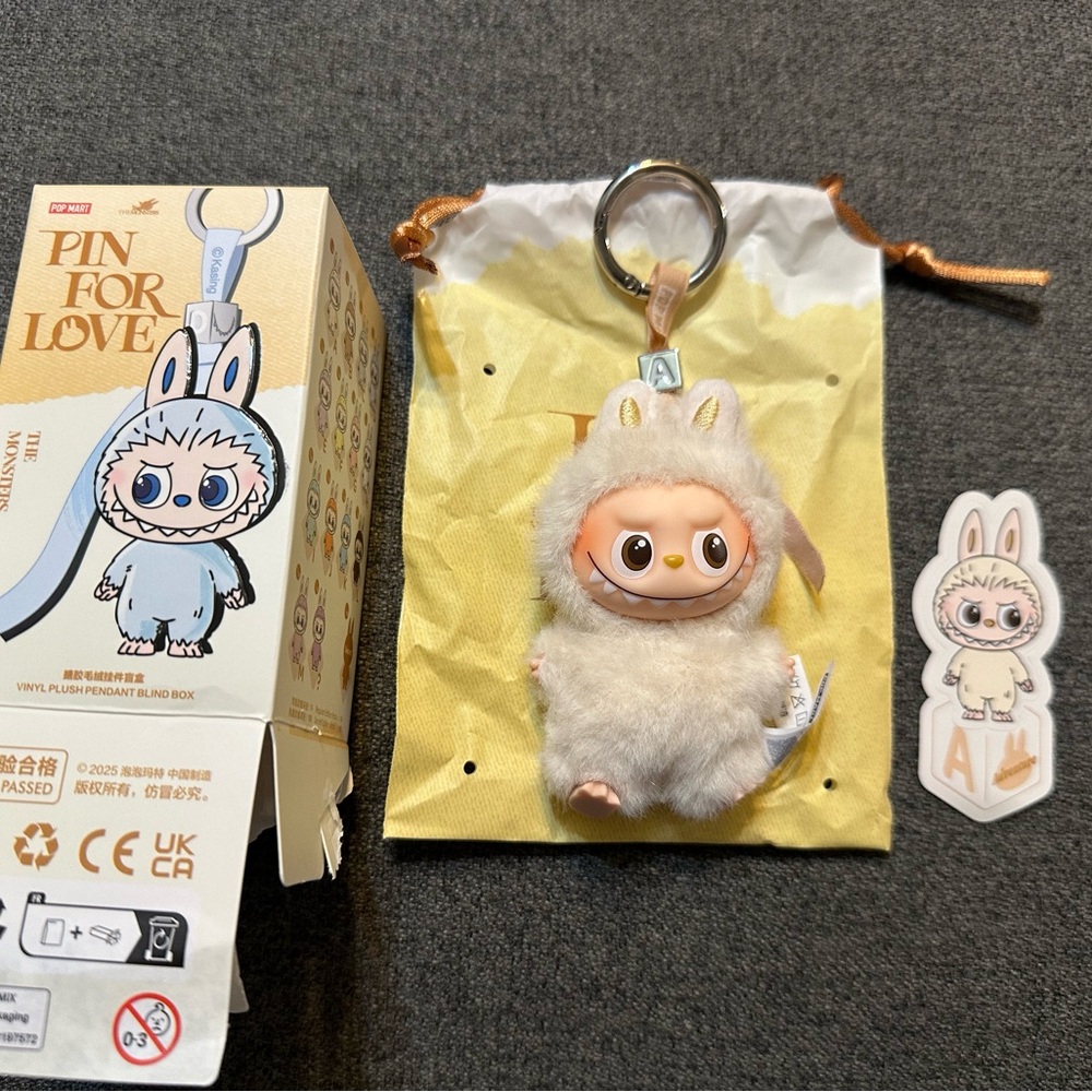 Pop Mart Pin For Love Opened Confirmed Blind Box Letter A Plush Pendant Labubu
